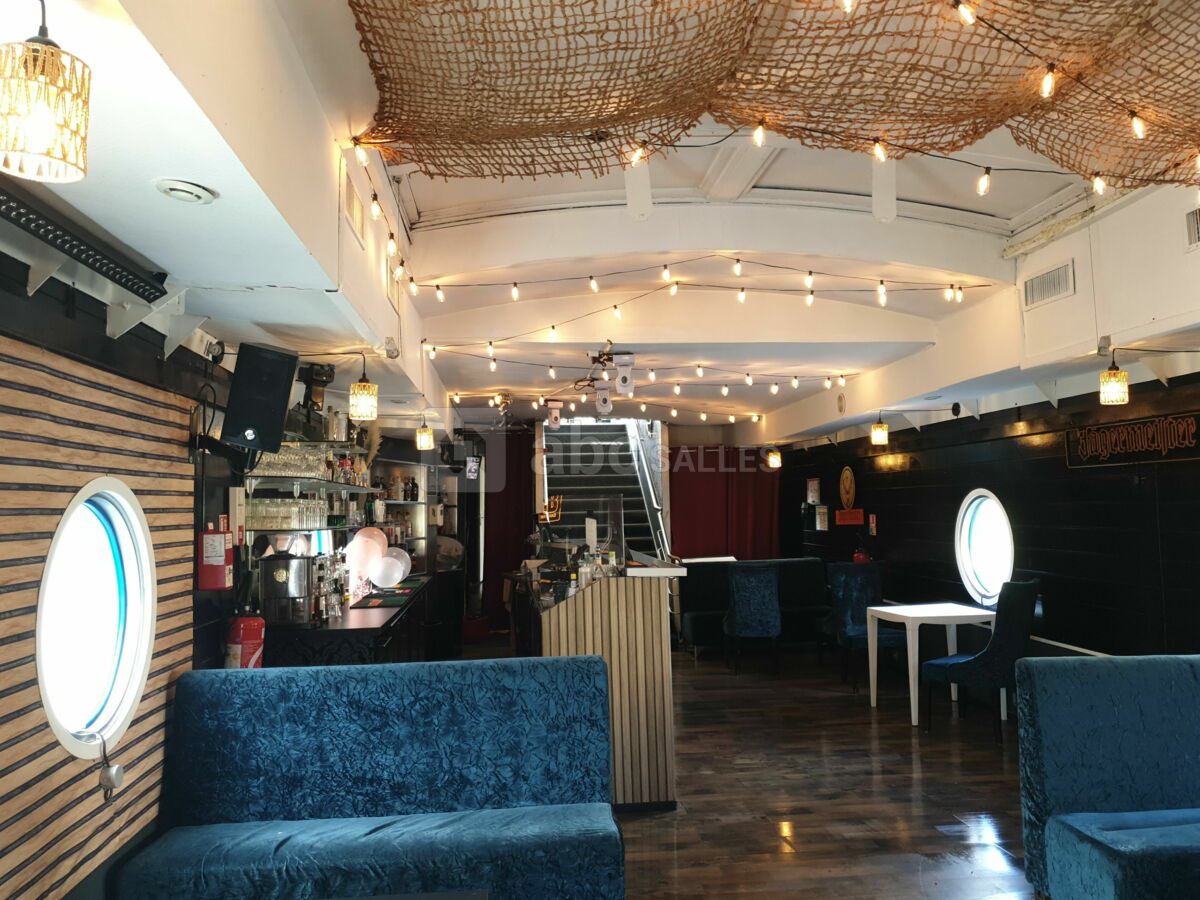 Péniche BPM Melun Quai de Seine