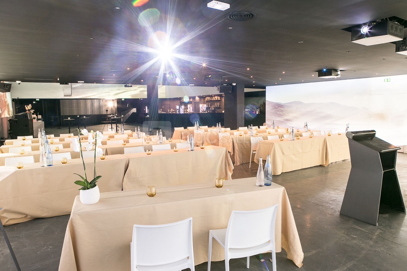 Salle en conférence
