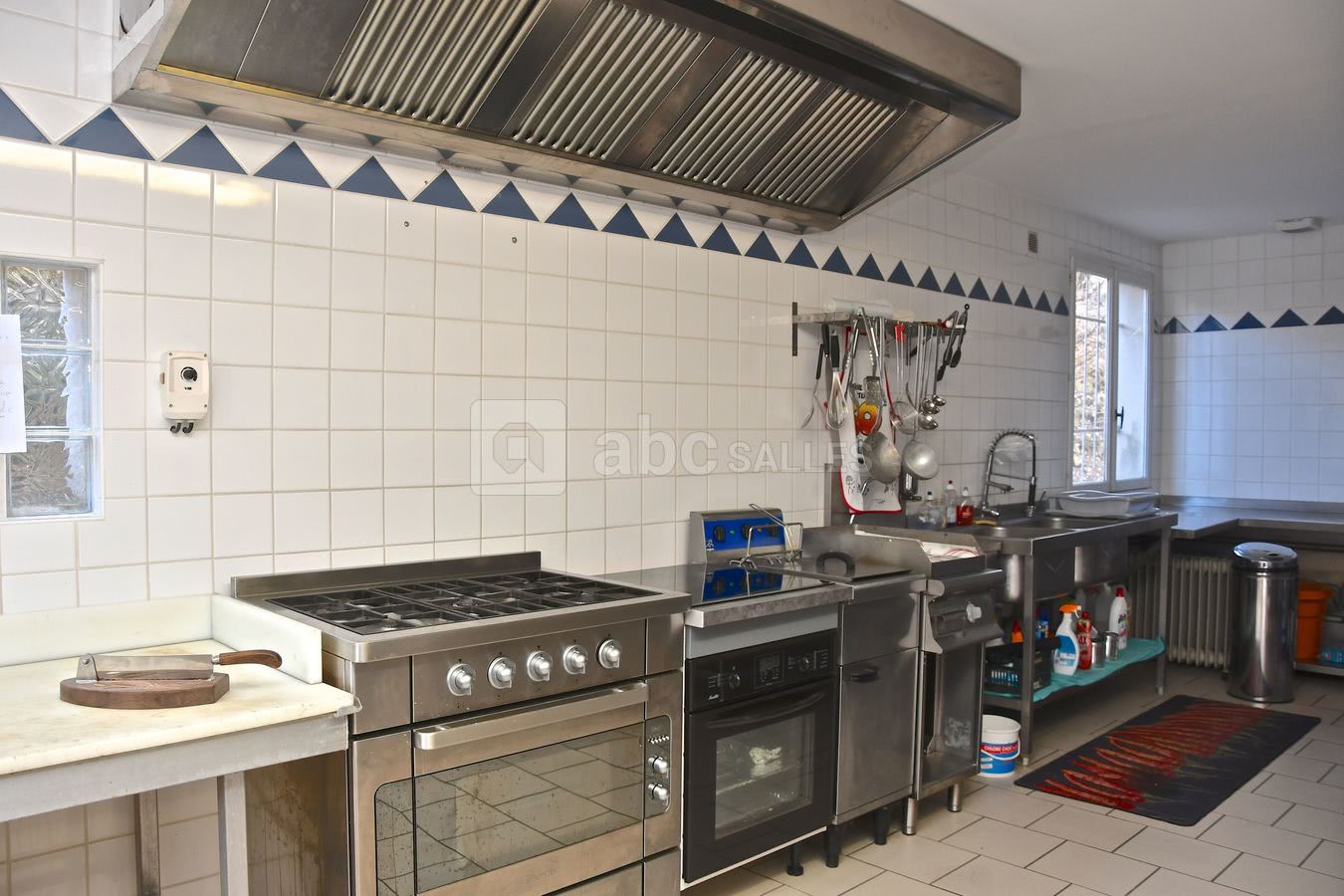 Cuisine toute équipé quelle bonheur dit cuisiné