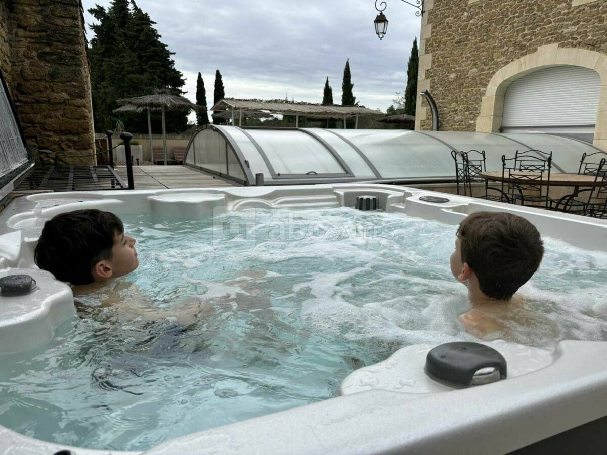 Jacuzzi