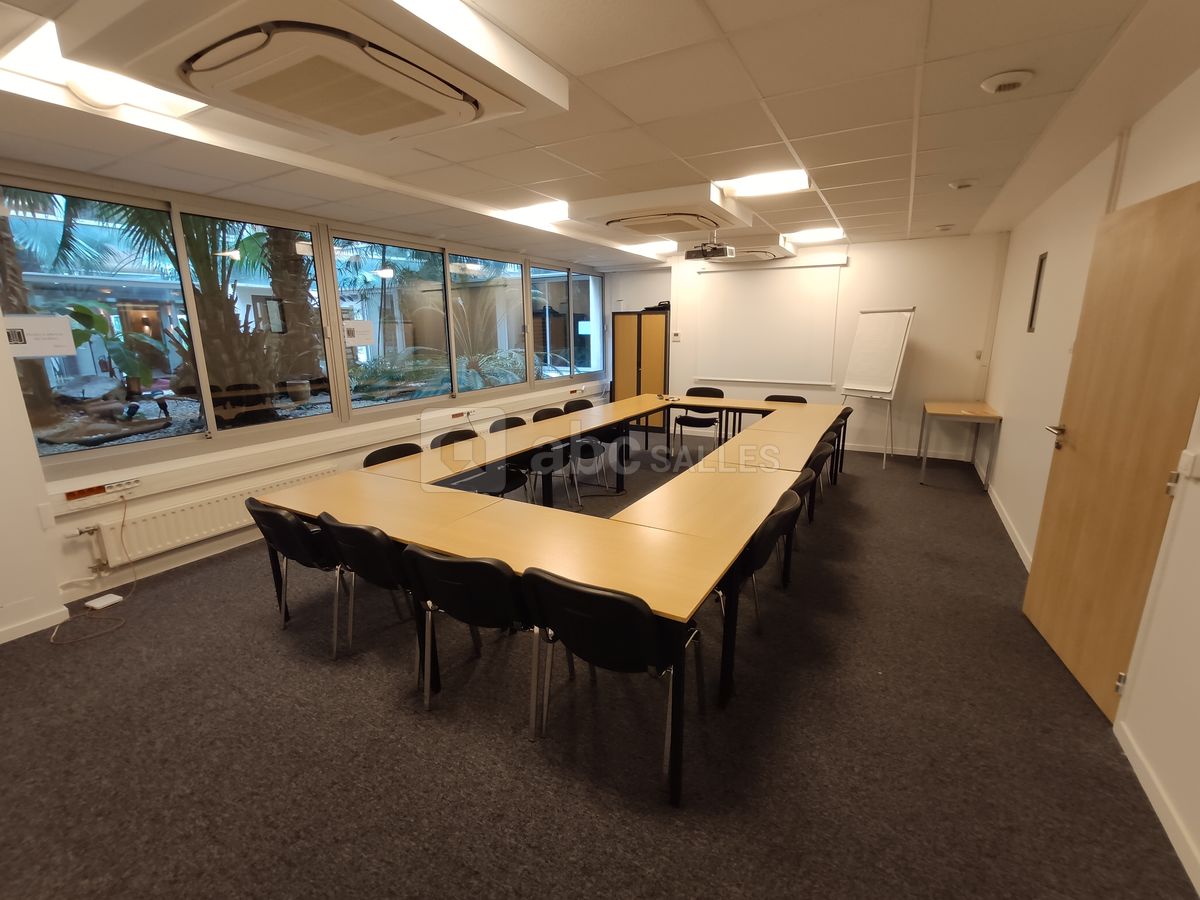 Salle en format réunion