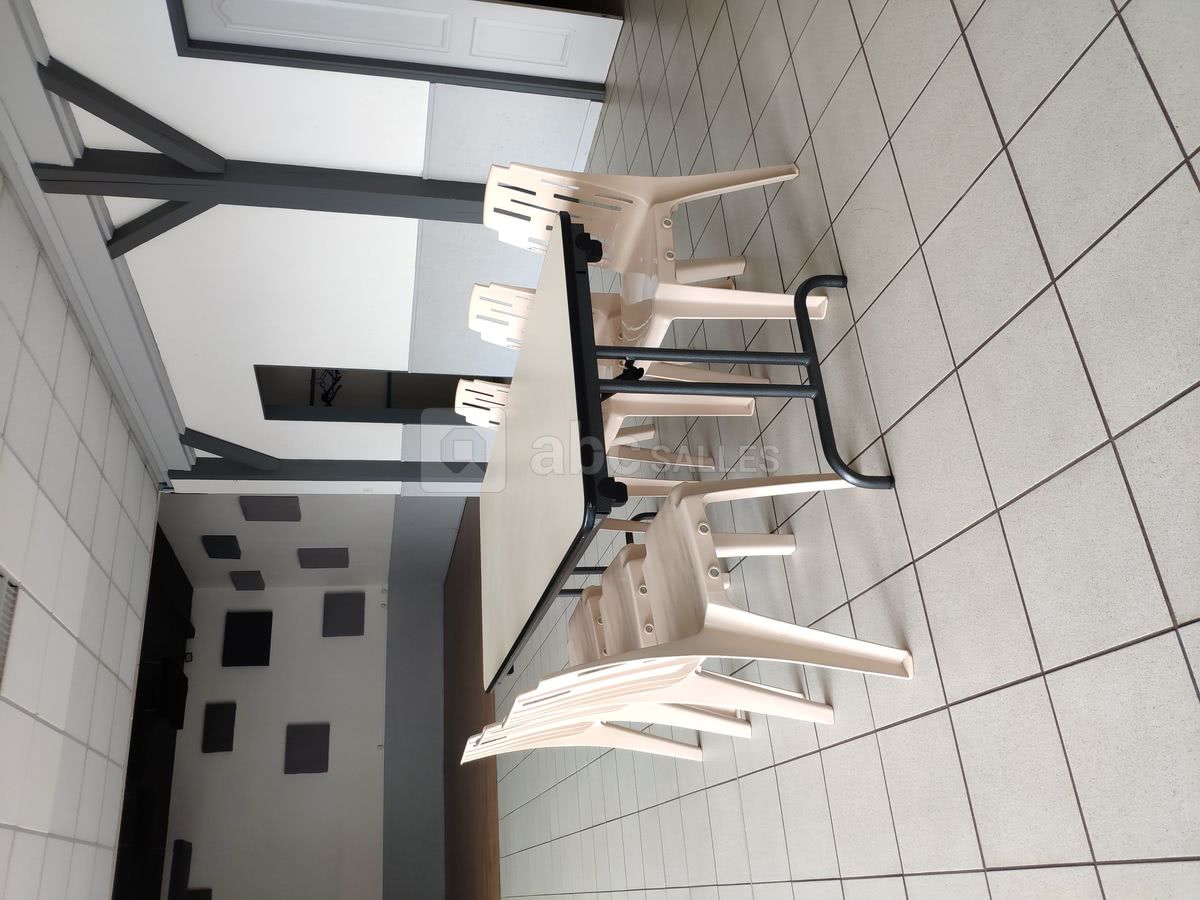 Table avec 6 chaises