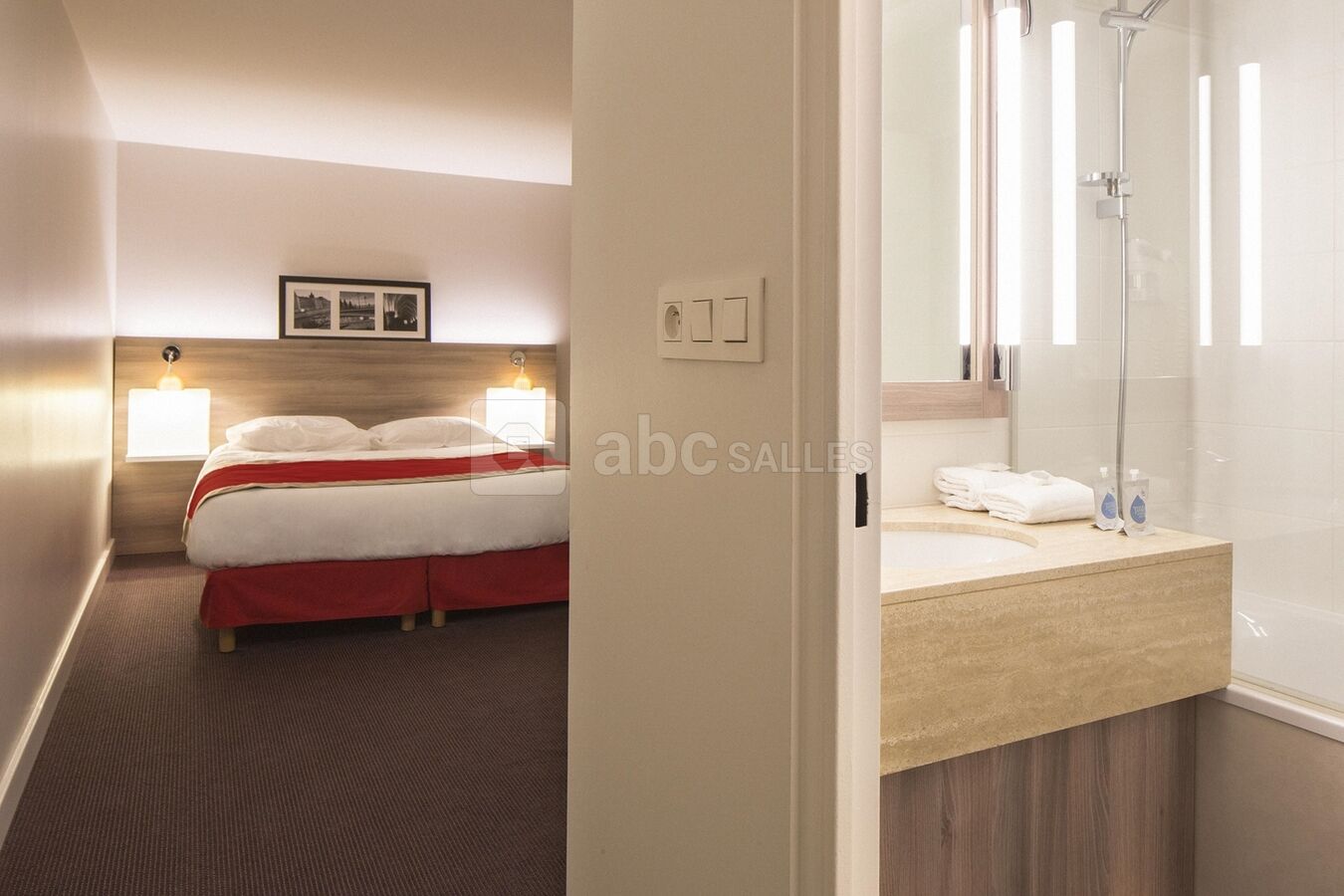 Hôtel Kyriad Paris Est Bois de Vincennes