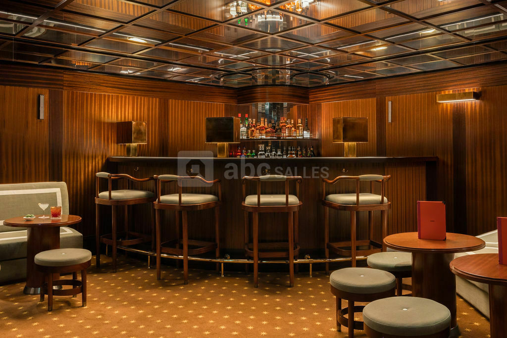 Bar Poppy