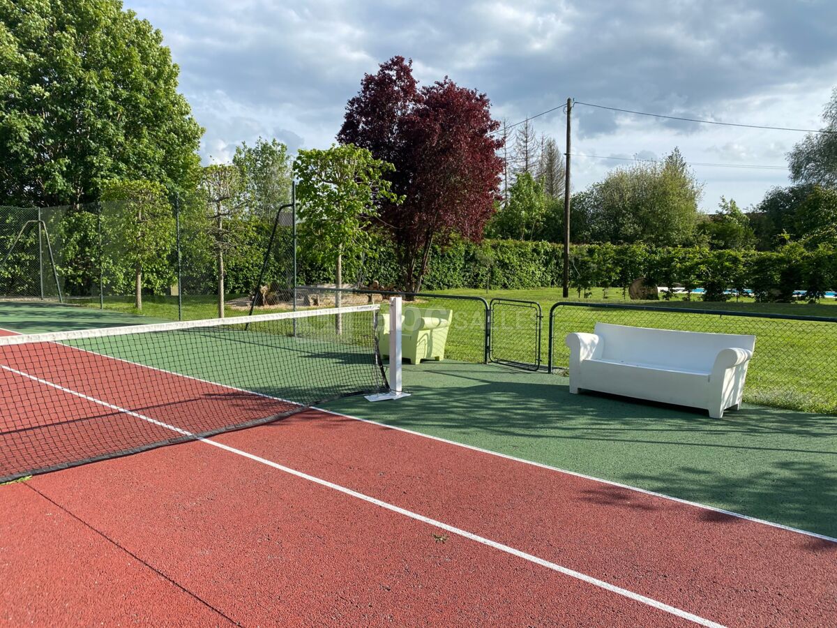 Tennis