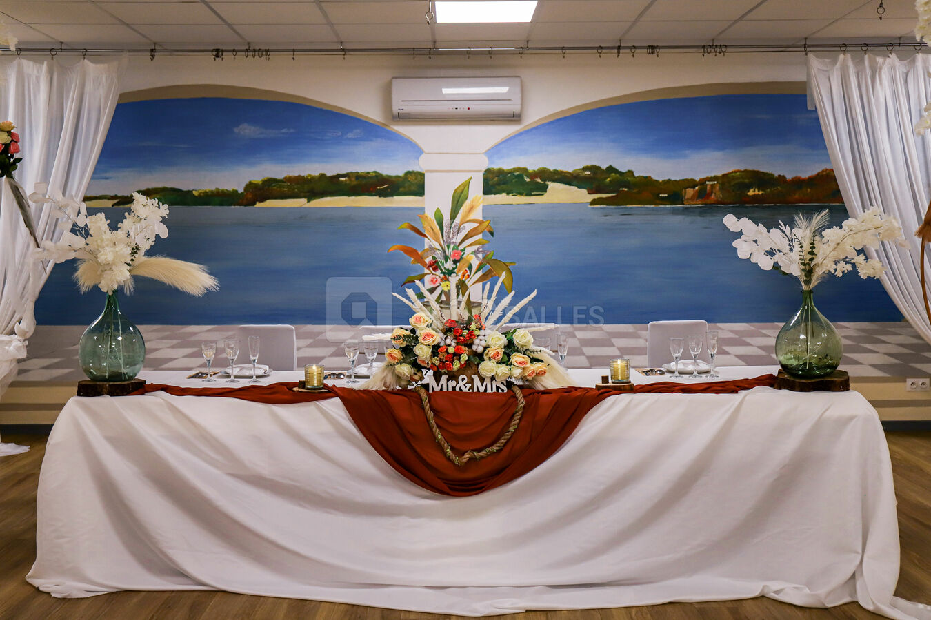 Espace de l'Olivier - exemple de décoration pour table des Mariés