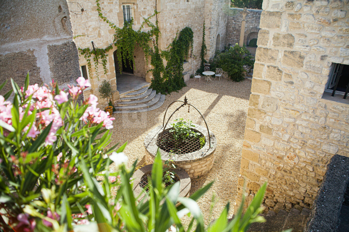 Prieuré Notre-Dame de Conil - ROGNES - FRANCE