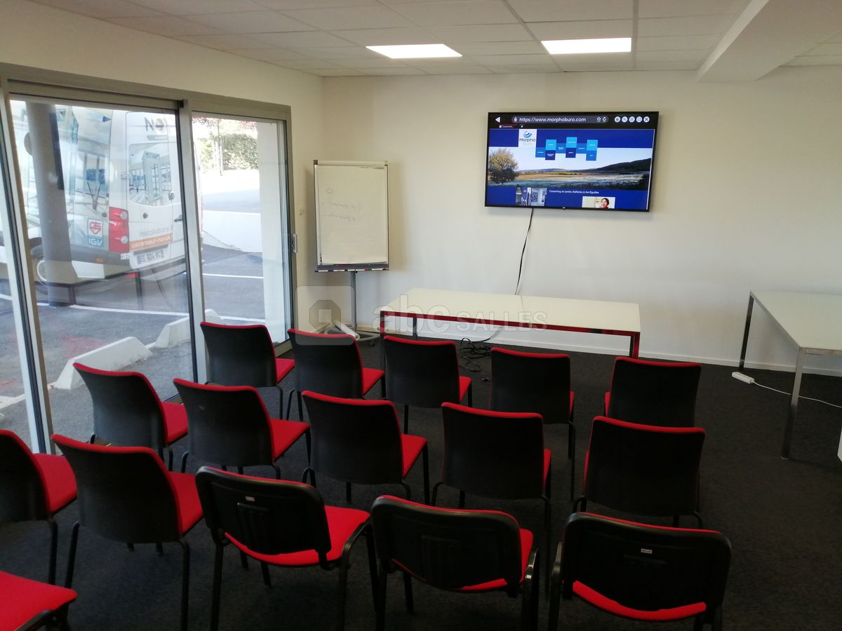 Salle Jallas format conférence
