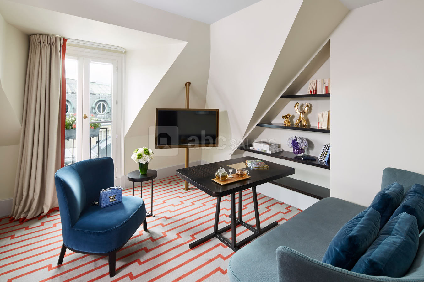 Suite of the hotel Montalembert