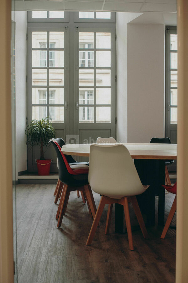 Salle de réunion, formation & créativité