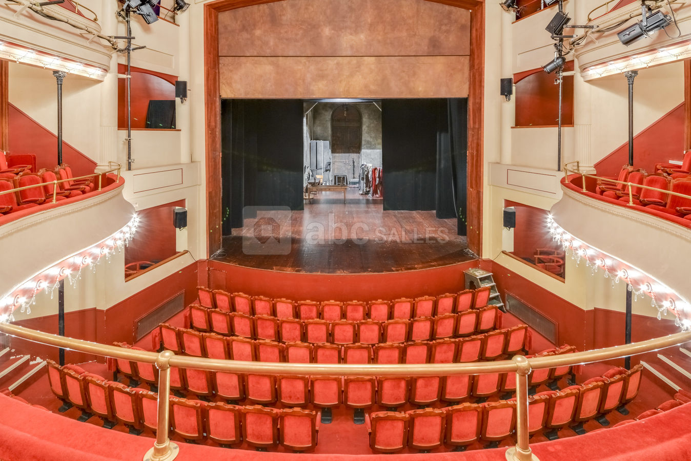 Théâtre De Latelier Abc Salles 