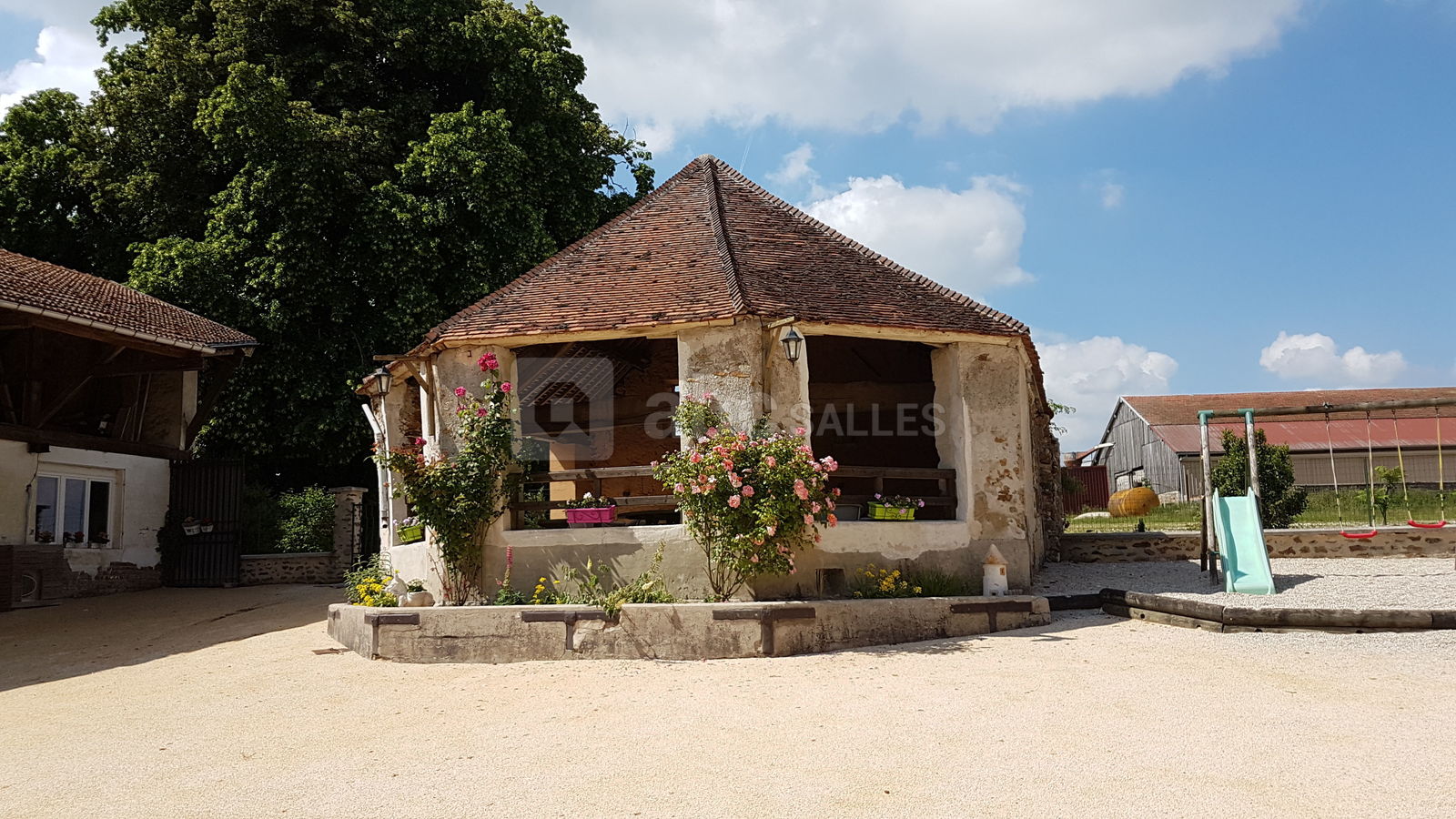 Le Moulin