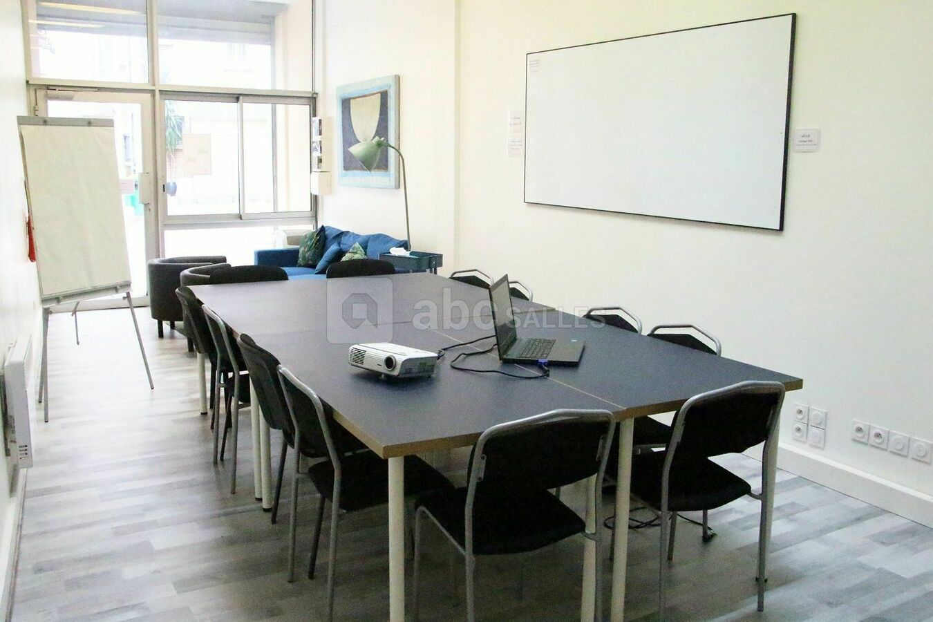 Espace de réunion (jusqu'à 12)