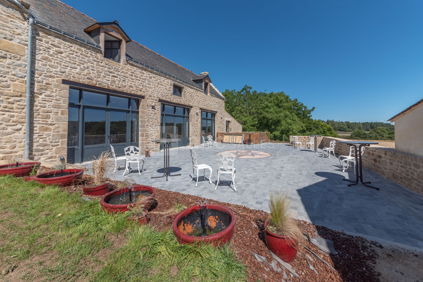 Terrasse de 140m²