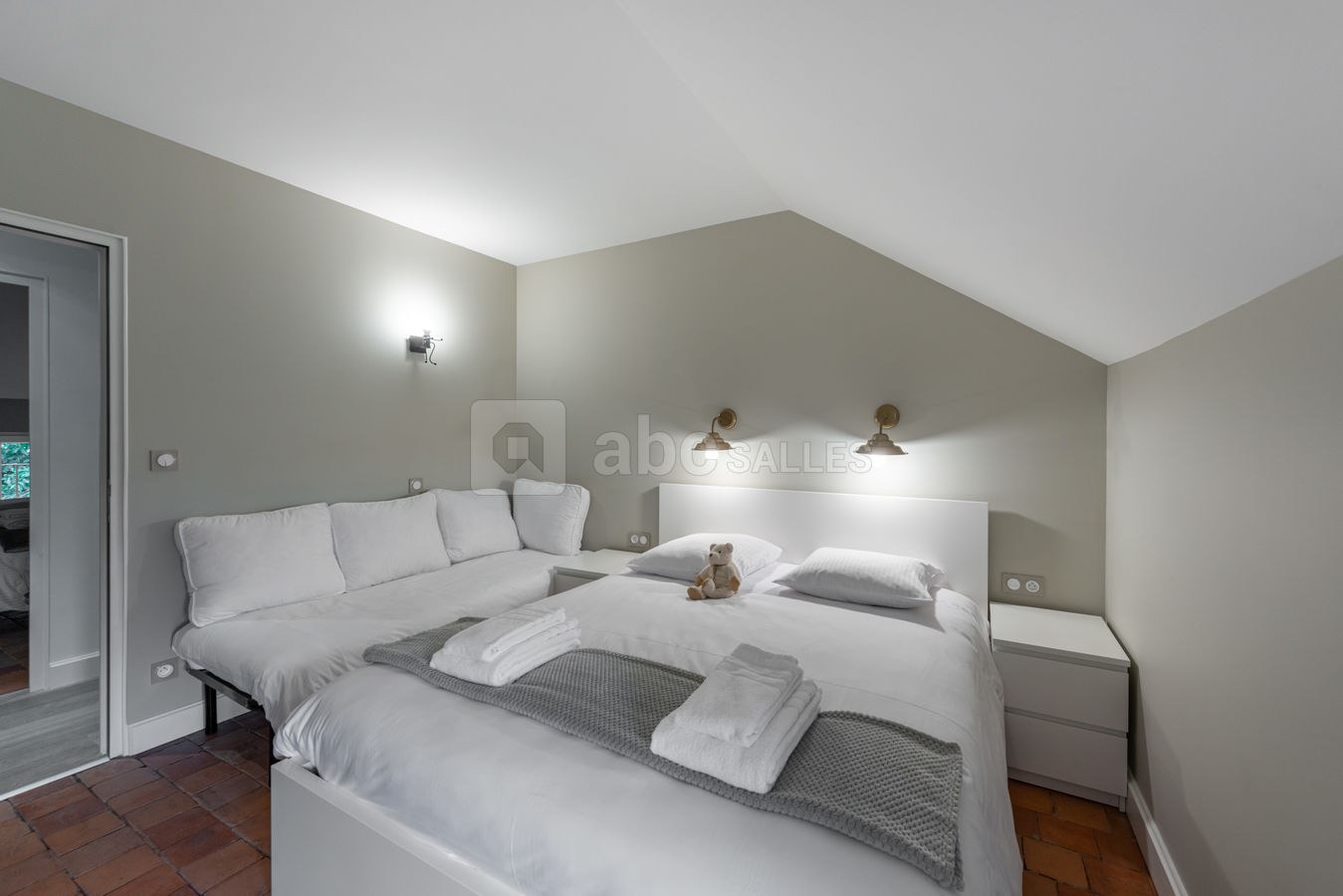 Une Chambre