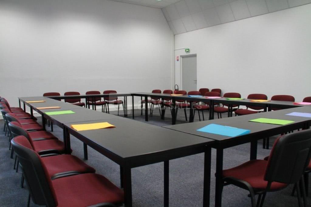 Salle de réunion 60 m²