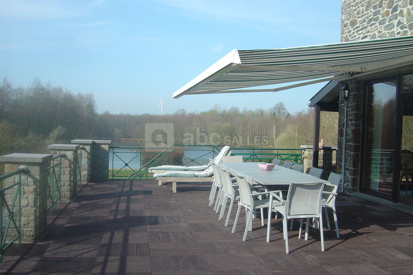 Terrasse avec vue sur 1er étang