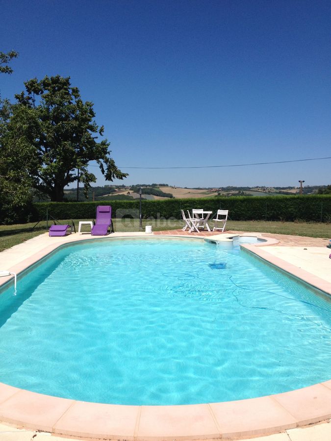 Piscine extérieure