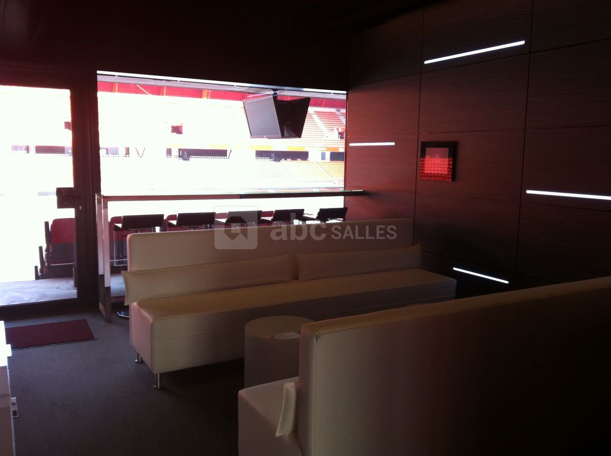 Loges