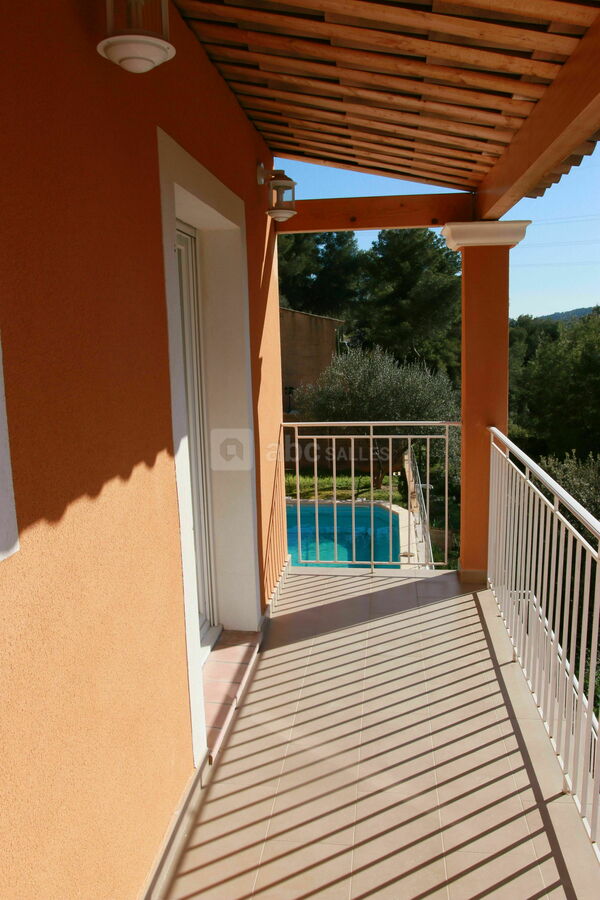 Balcon chambre Lilian vue Piscine mer montage