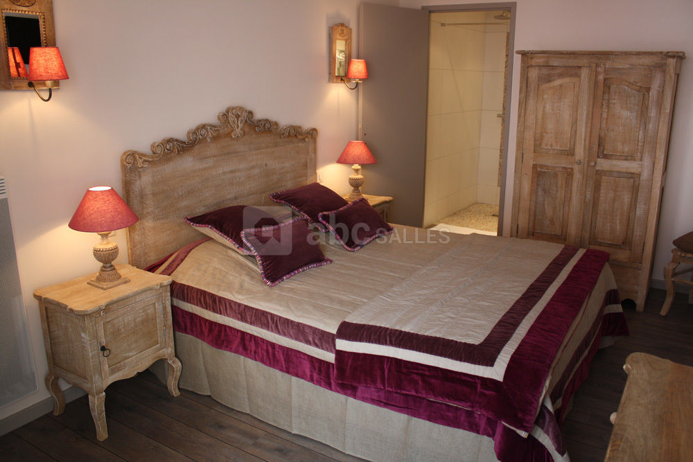 Chambre grand lit