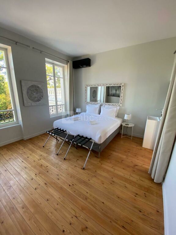 54 COUCHAGES PRINCIPALEMENT EN CHAMBRE DOUBLE