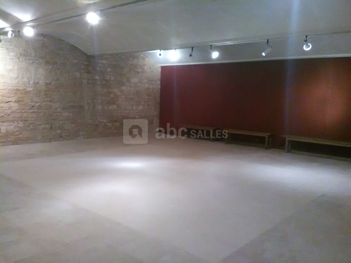Piste de danse en sous-sol