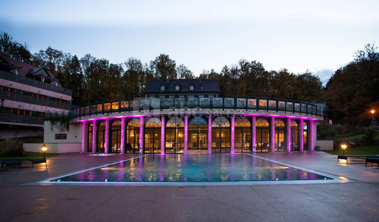 Les Violettes Hôtel & Spa