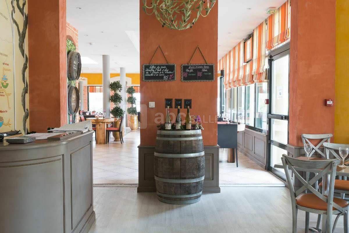 Hôtel Kyriad Avignon Courtine Gare TGV ABC Salles