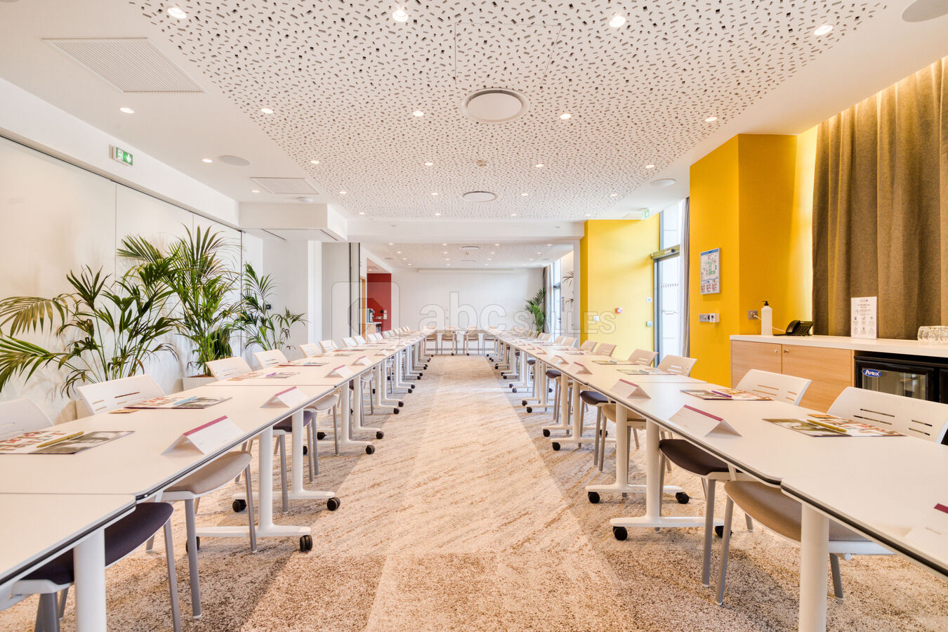 Salle de réunion : disposition en U