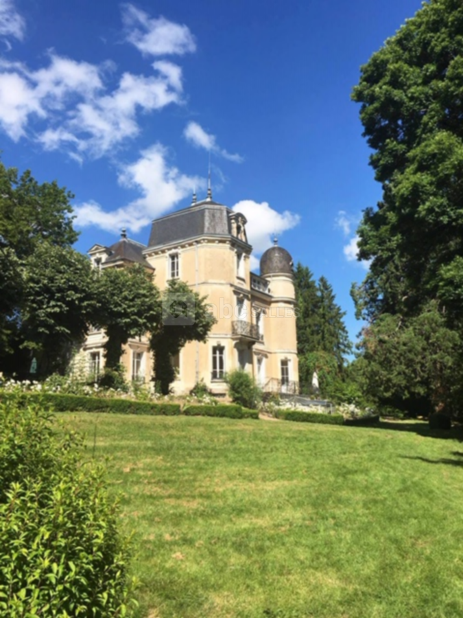 Le parc du château de Frétoy
