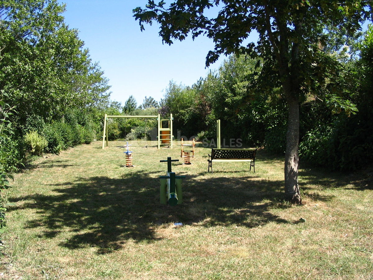 Aire de jeux enfants