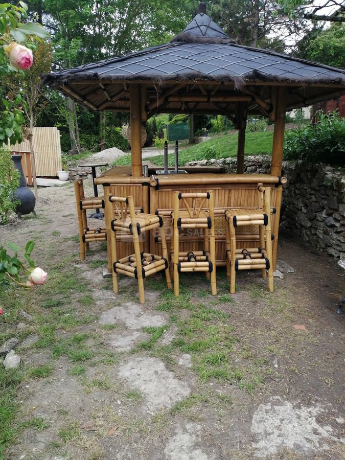 Bar extérieur