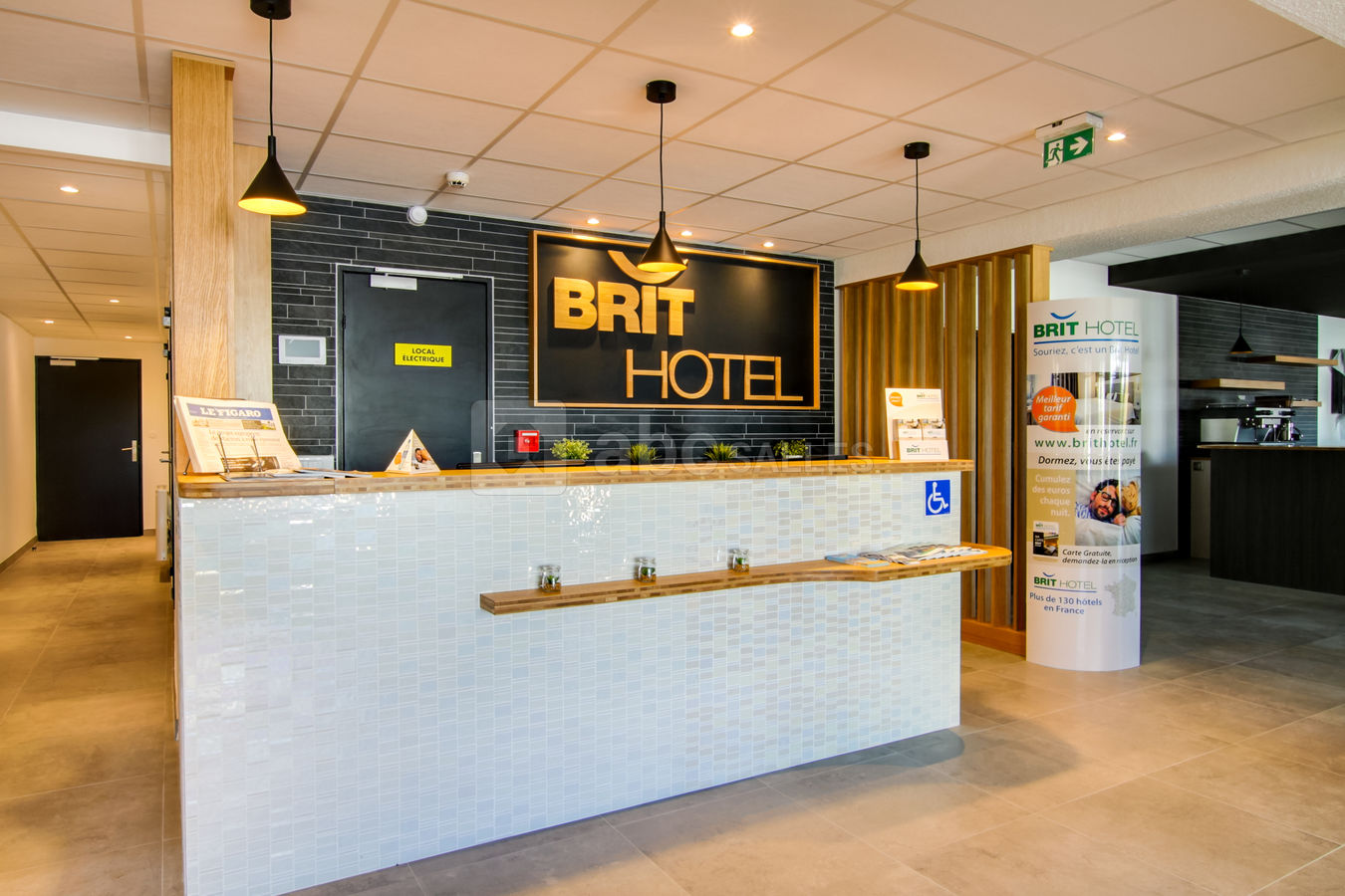 Réception du Brit Hotel