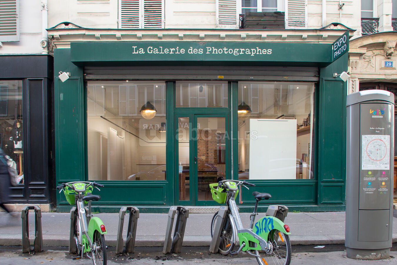 Notre grande façade vitrée