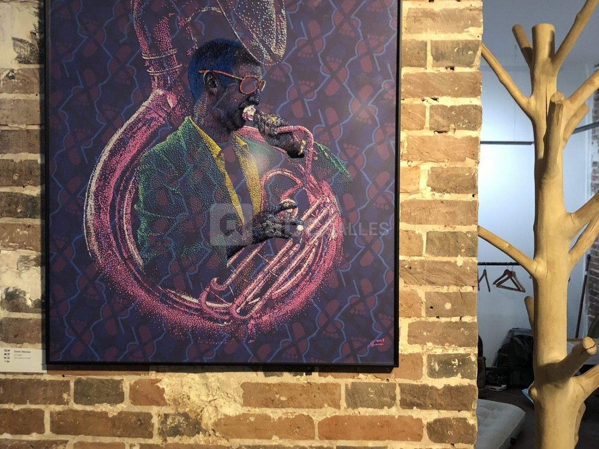 Oeuvre de Evans Mbugua lors de l'exposition Afrofunk