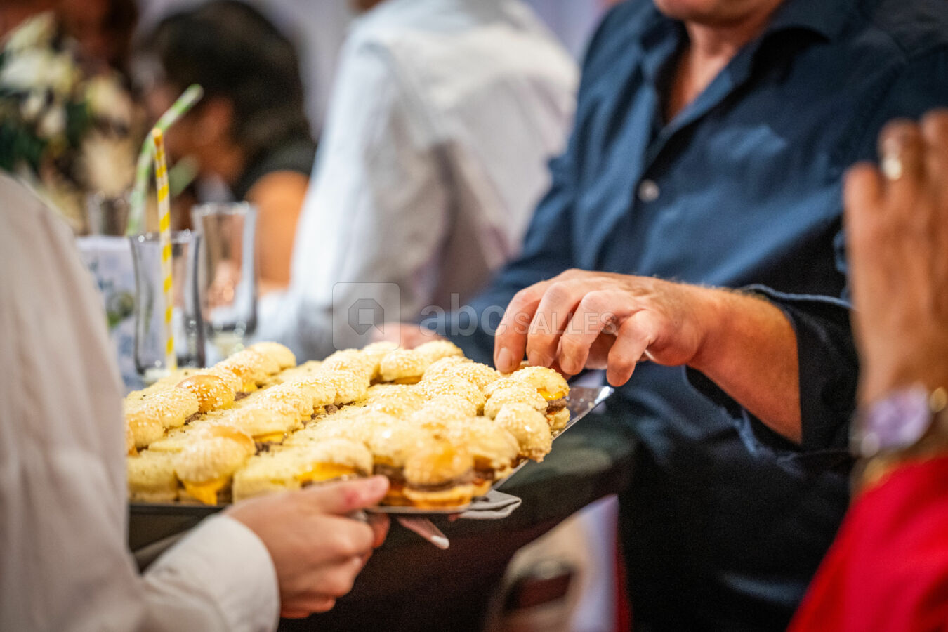 Apéritif ou cocktail dinatoire  en soirée, en journée de travail...