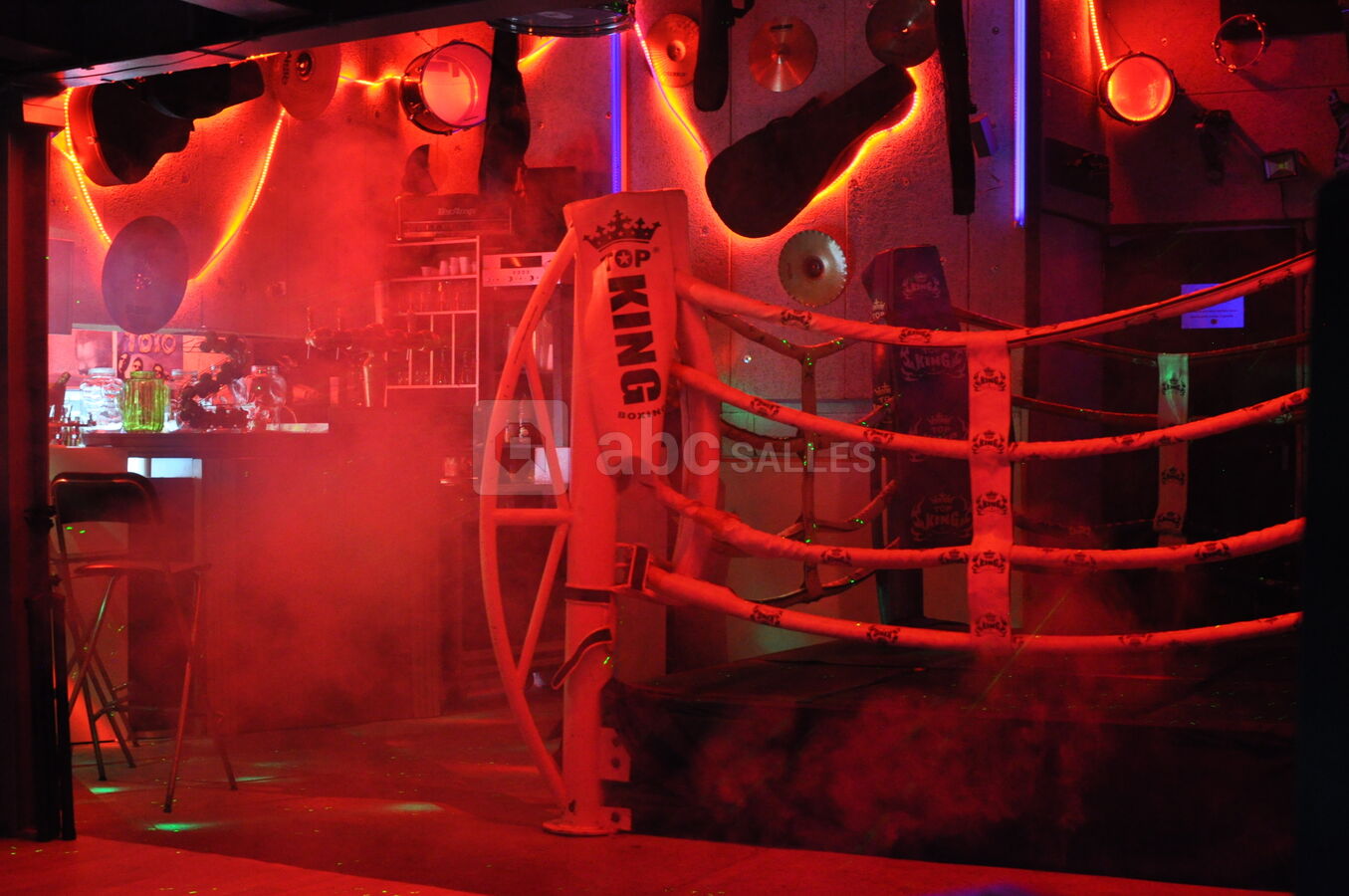 Salle de danse et ring