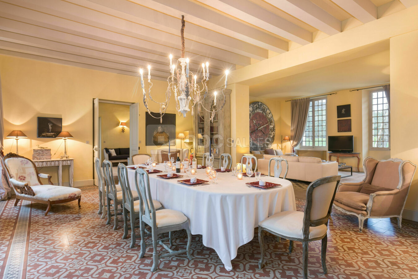 Salon - salle a manger modulable