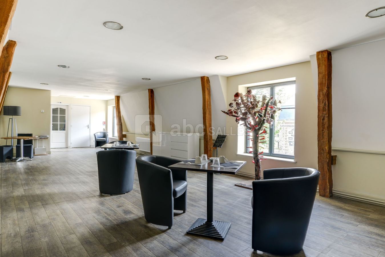 Salle de réception et/ou de vin d'honneur N°2 Ecuries 1er étage