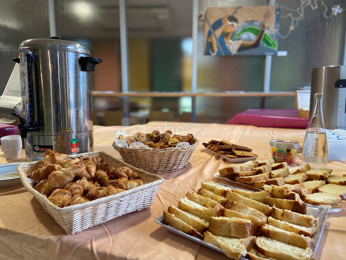 Pause café viennoiseries