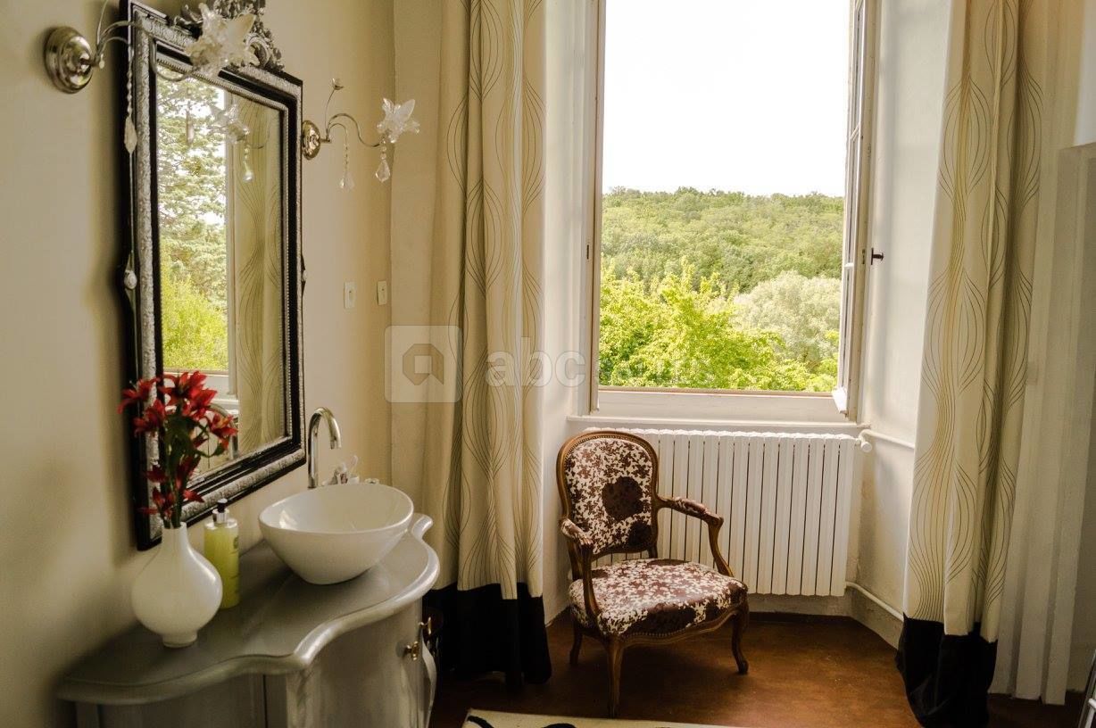 Salle de bain chambre des mariès