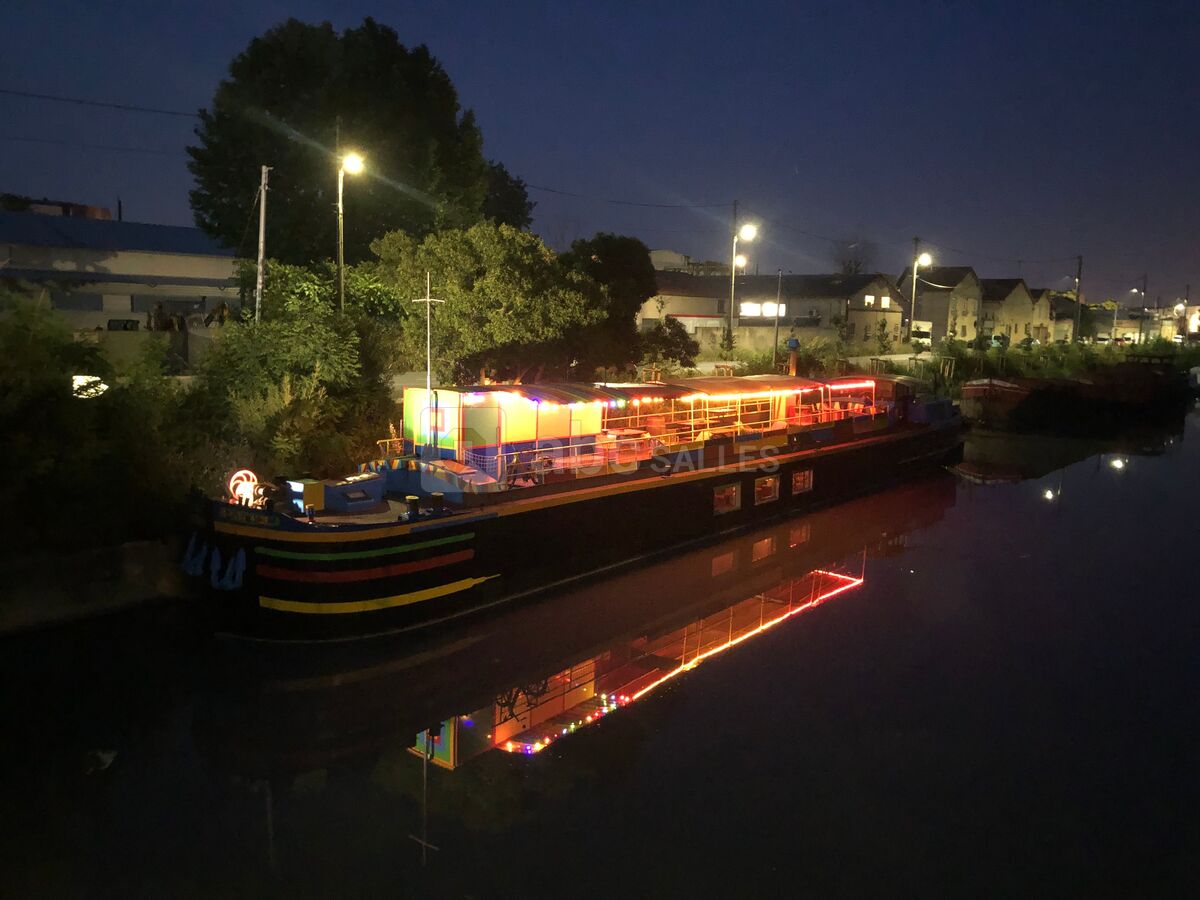 Le Capharnarhum de nuit