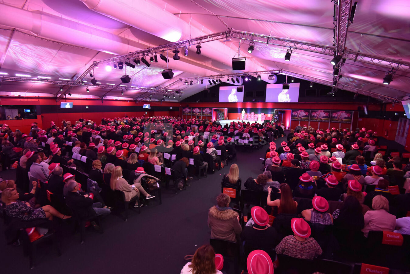 Matmut Stadium - Village implid