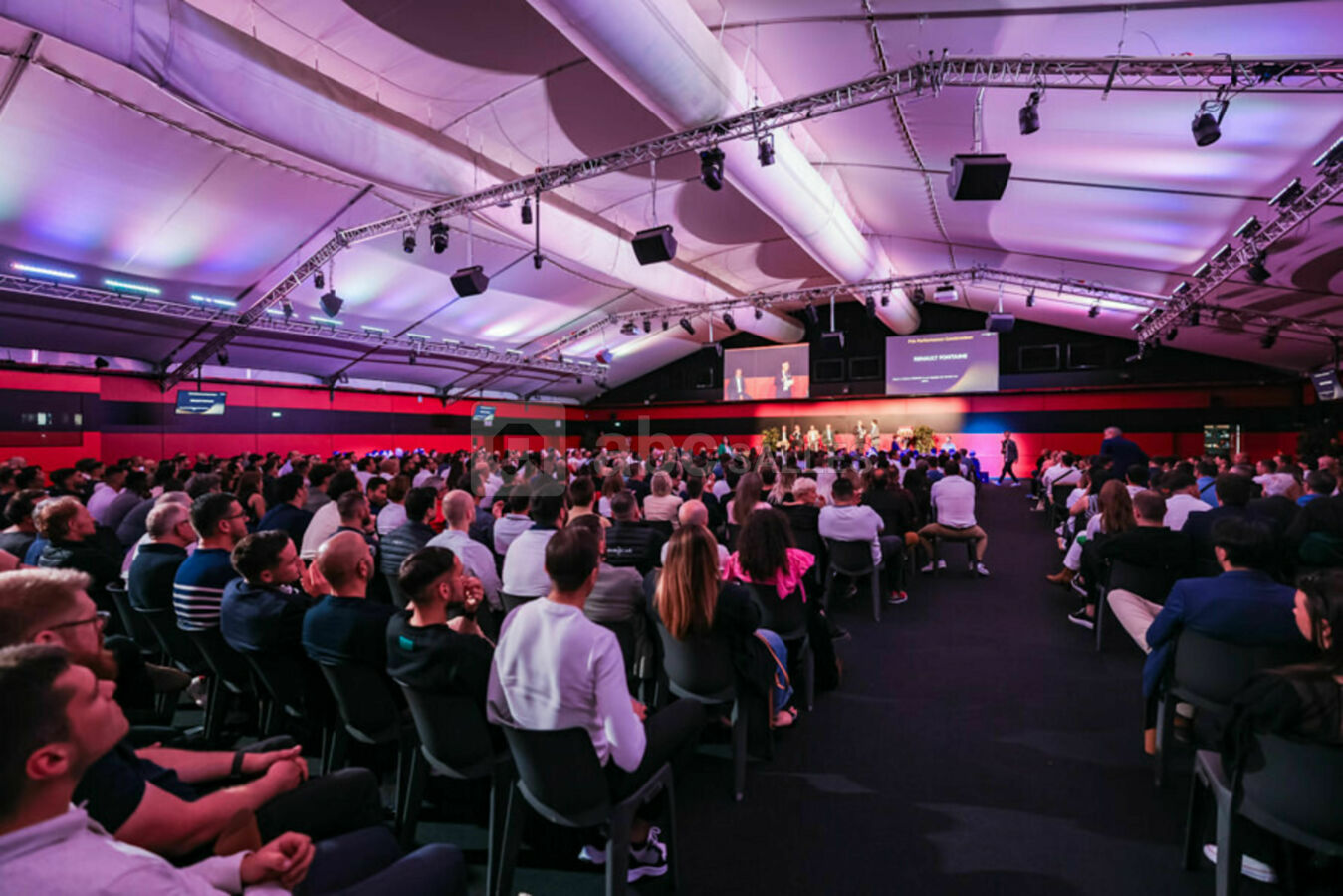 Matmut Stadium - Village implid