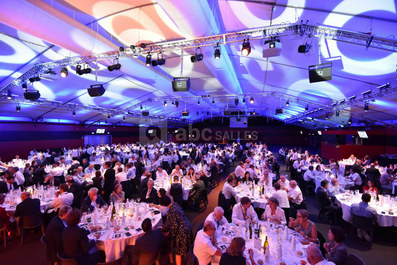 Matmut Stadium - Village implid