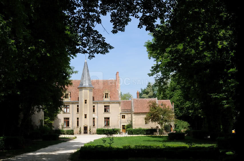 Vue de la façade du château