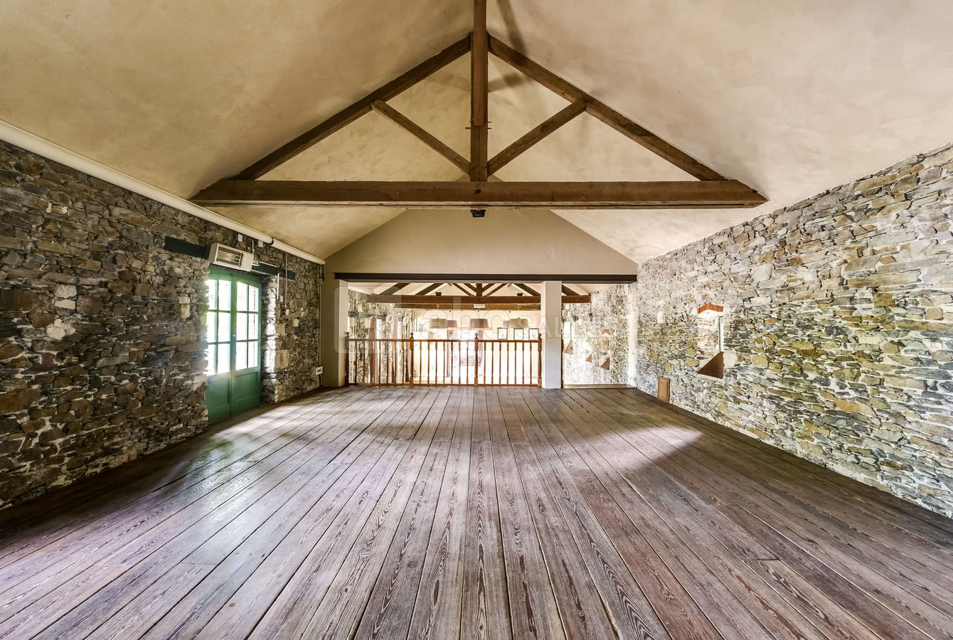 Salle de danse et son plancher
