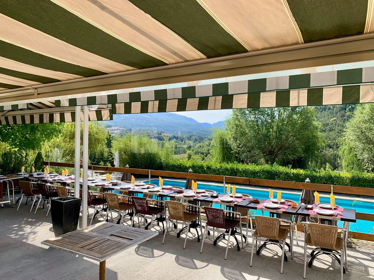 Terrasse de la salle de réception