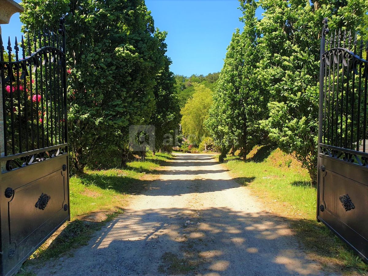 L'entrée du Domaine